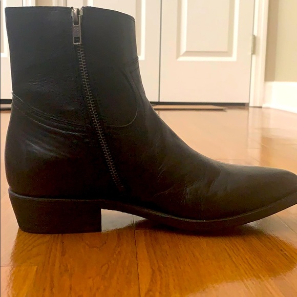Brand new FRYE leather booties - Picture 3 of 6